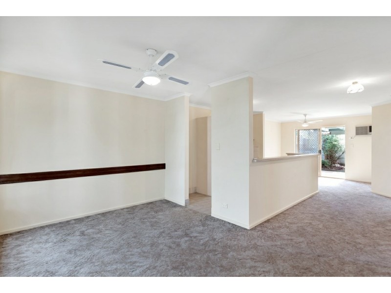 2/23 Heathersay Avenue, Aldinga Beach SA 5173