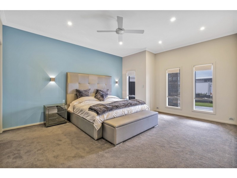 4 Duncanson Avenue, Sellicks Beach SA 5174