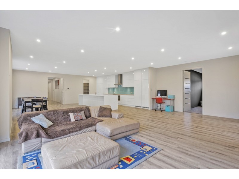4 Duncanson Avenue, Sellicks Beach SA 5174