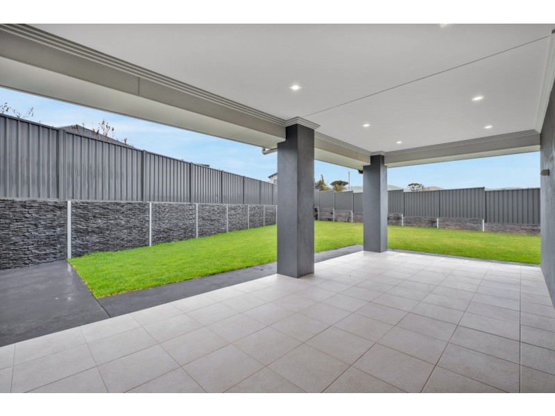 4 Duncanson Avenue, Sellicks Beach SA 5174