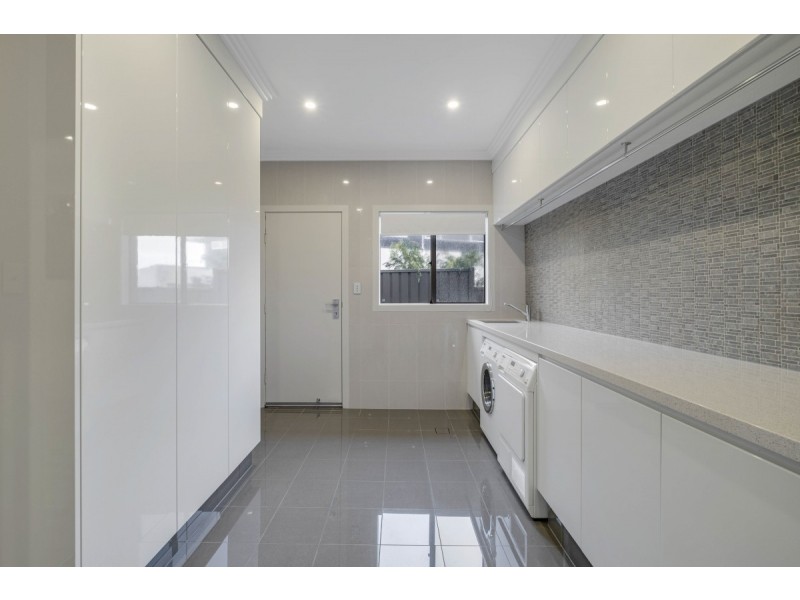4 Duncanson Avenue, Sellicks Beach SA 5174