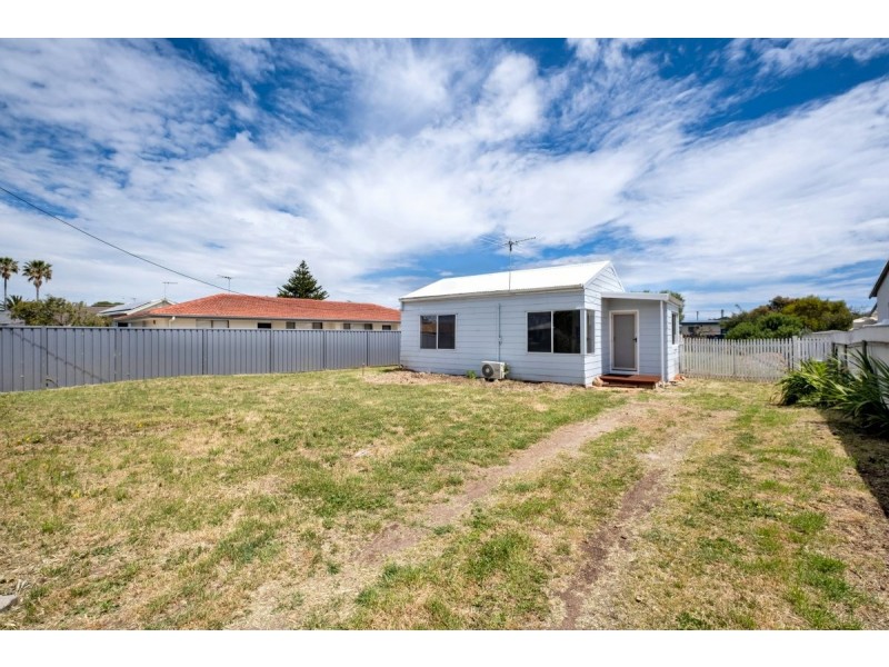 12 Croser Avenue, Aldinga Beach SA 5173
