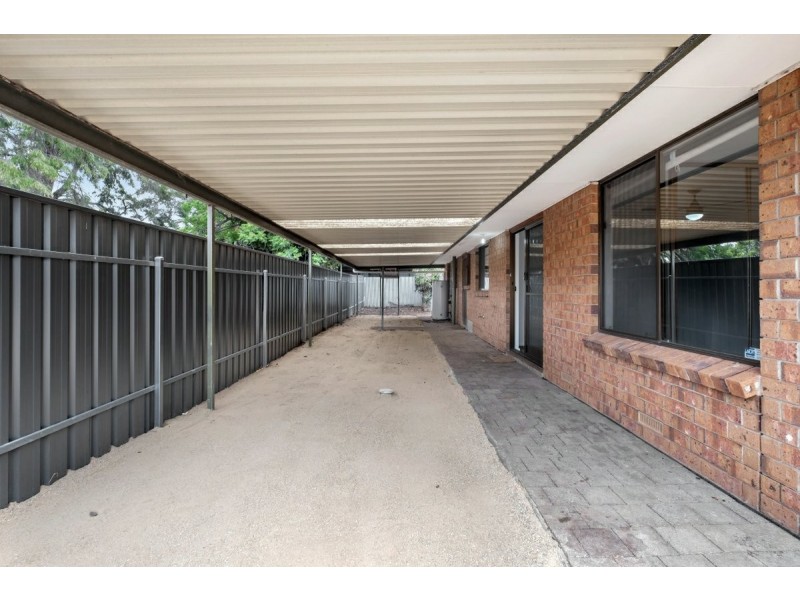 25 Oakley Crescent, Aldinga Beach SA 5173