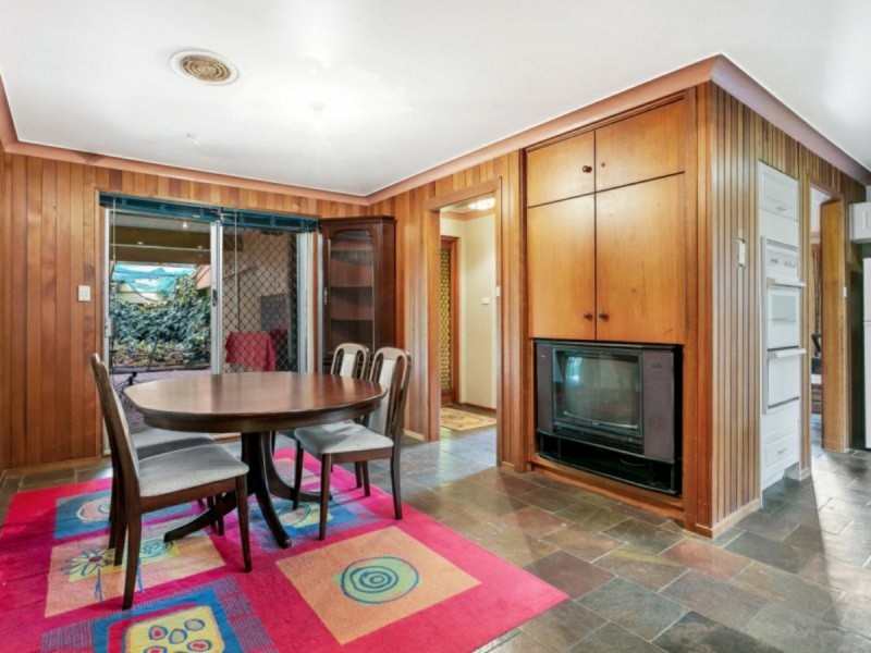 3 Vincent Crescent, Morphett Vale SA 5162