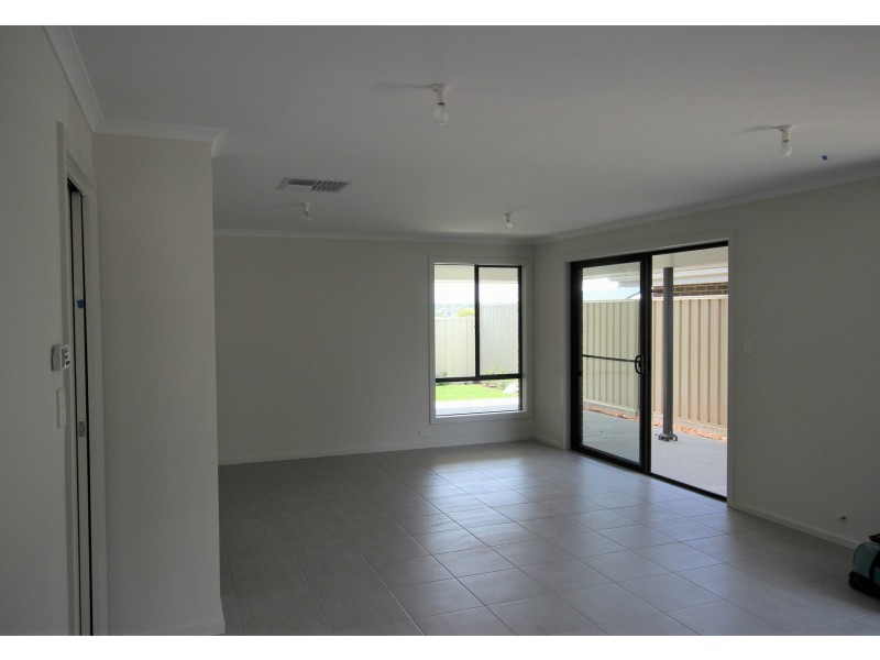 37 Seashell Road, Seaford Meadows SA 5169