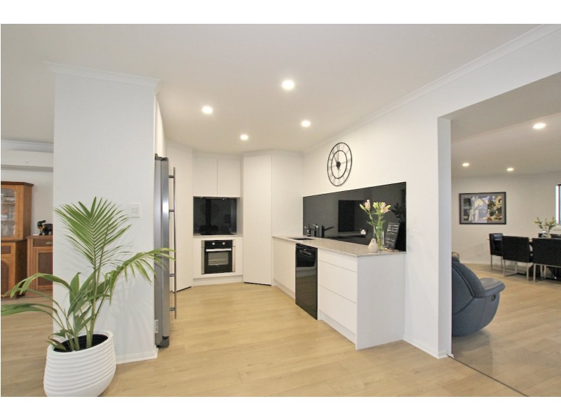 54 Hamilton Road, Aldinga Beach SA 5173