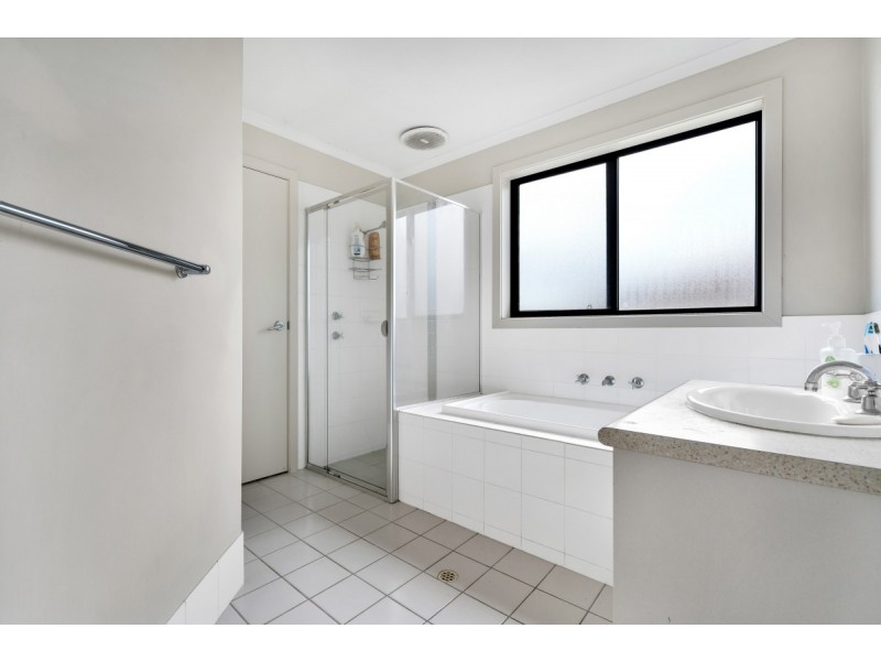 40 Perry Road, Huntfield Heights SA 5163