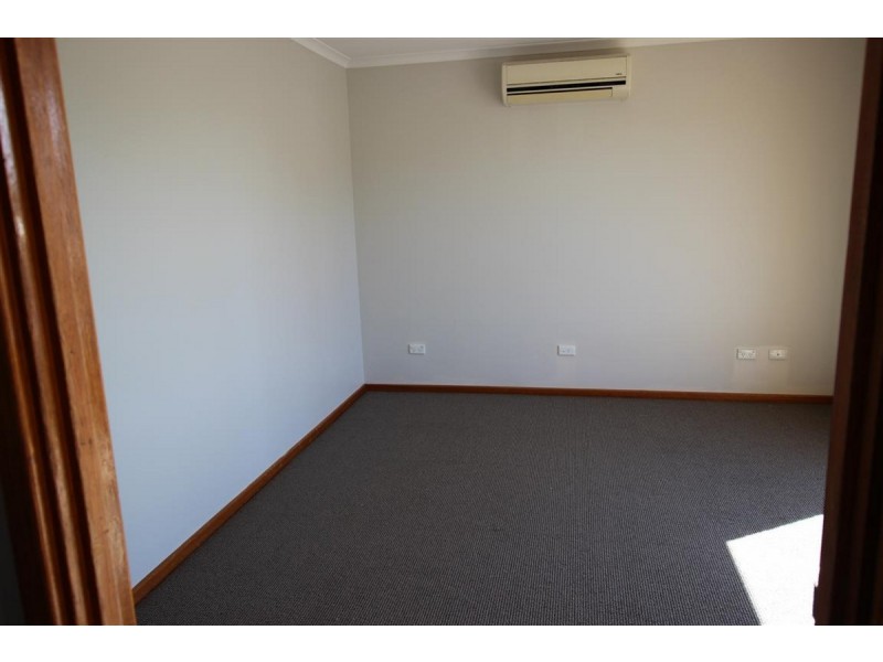 90 Elizabeth Road, Christie Downs SA 5164