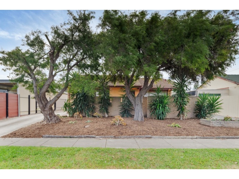 3 Moorong Road, O’sullivan Beach SA 5166