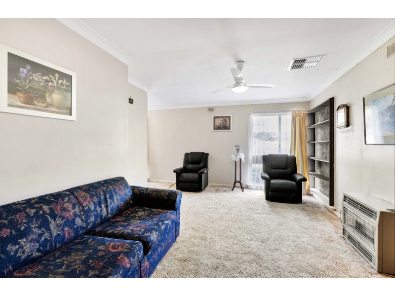 49 Penneys Hill Road, Hackham SA 5163