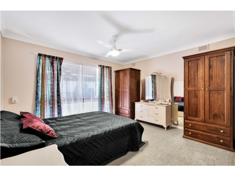 49 Penneys Hill Road, Hackham SA 5163