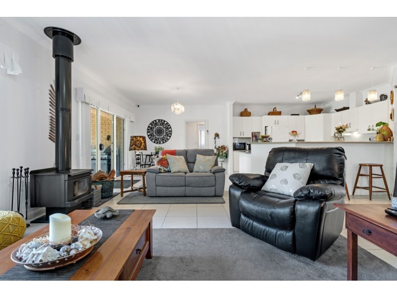 37 Haywood Court, Mount Compass SA 5210
