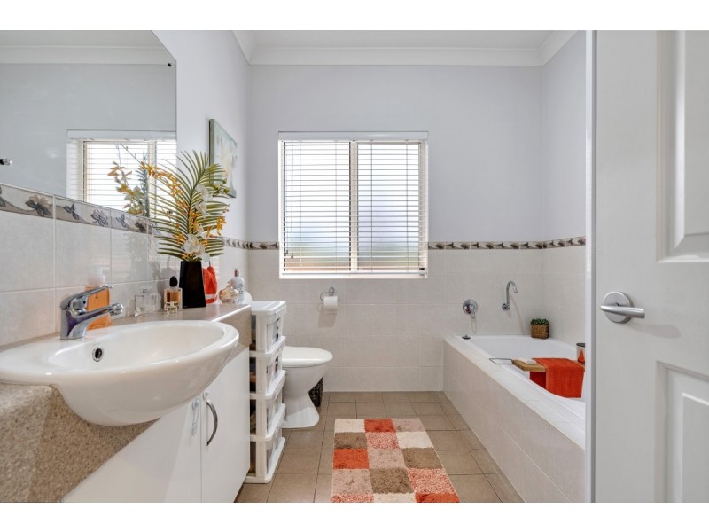 37 Haywood Court, Mount Compass SA 5210