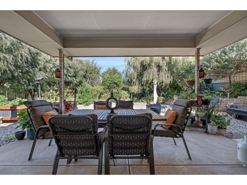 37 Haywood Court, Mount Compass SA 5210