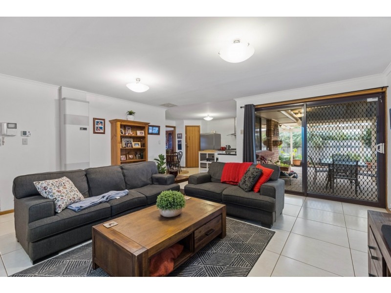31 Gardenia Crescent, Morphett Vale SA 5162