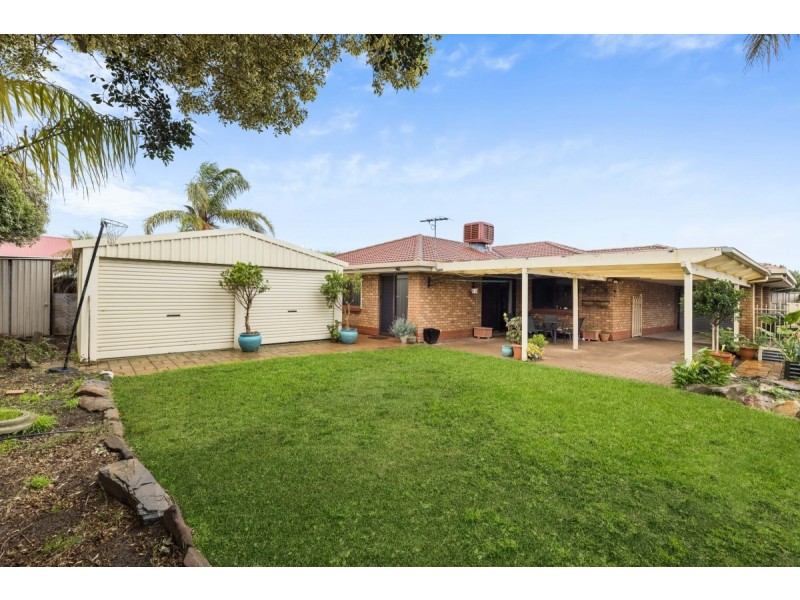31 Gardenia Crescent, Morphett Vale SA 5162