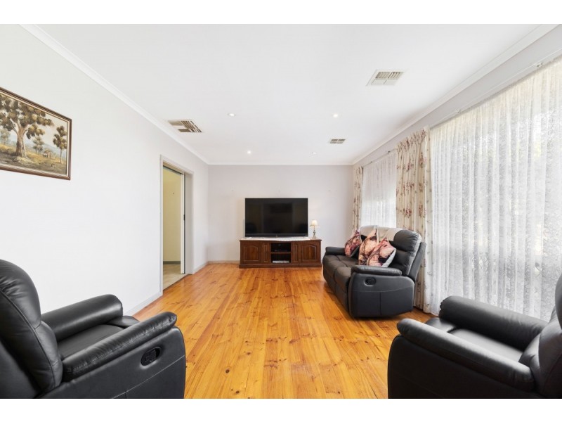 28 Pilot Crescent, Seaford SA 5169