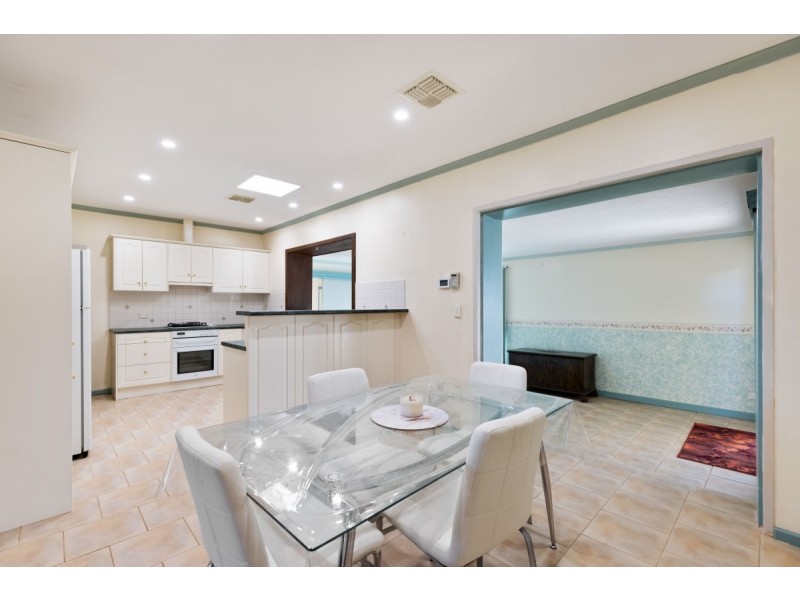 28 Pilot Crescent, Seaford SA 5169