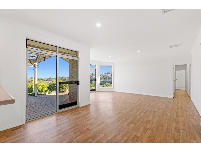 16 Horizon Avenue, Seaford Rise SA 5169