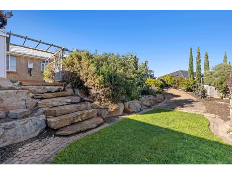 16 Horizon Avenue, Seaford Rise SA 5169