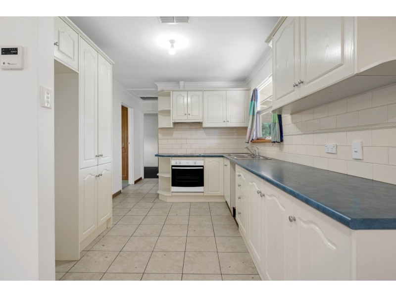 8 Reed Street, Aldinga Beach SA 5173