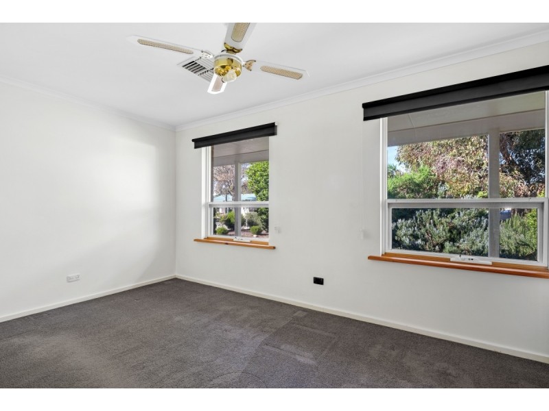 8 Reed Street, Aldinga Beach SA 5173