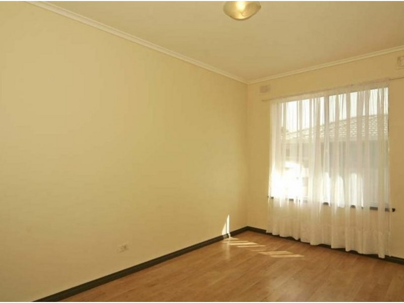 4/60 Booth Avenue, Morphett Vale SA 5162