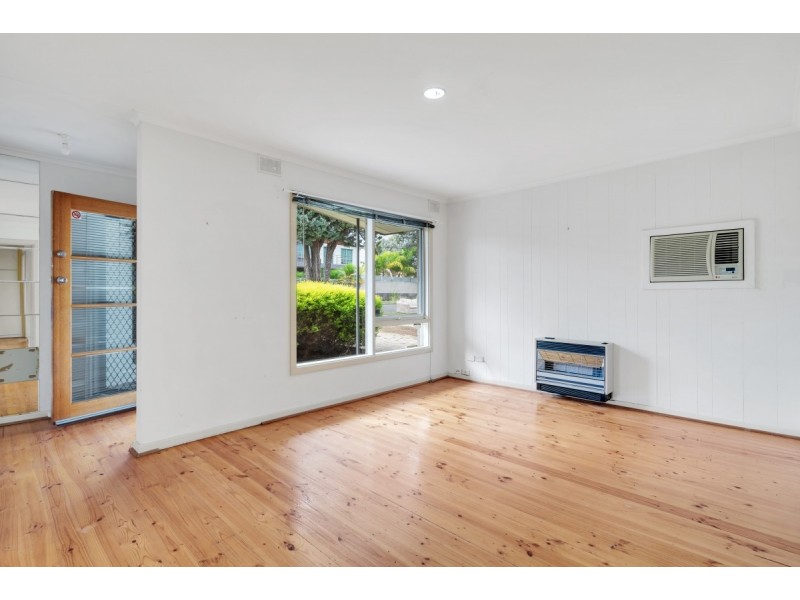 19 Anselm Street, Christie Downs SA 5164