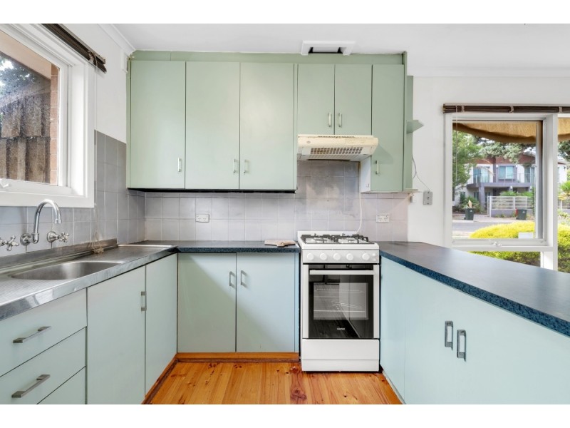 19 Anselm Street, Christie Downs SA 5164