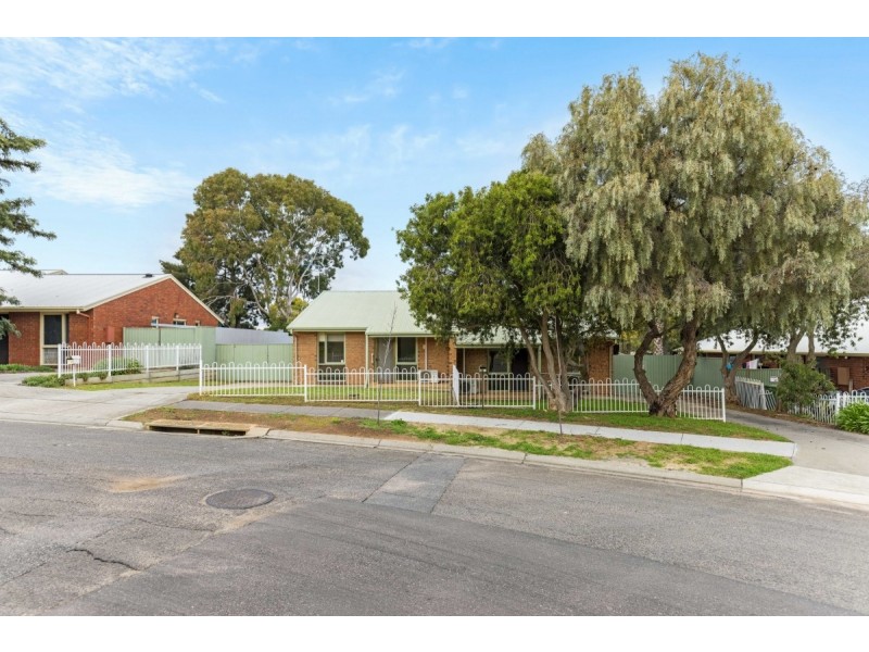 Unit 1 & 2/11 Lorne Crescent, Huntfield Heights SA 5163