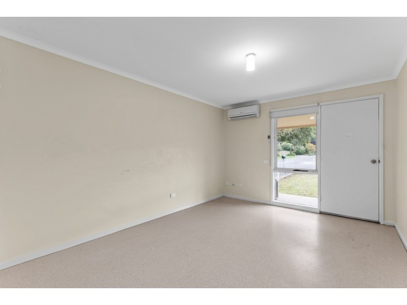 Unit 1 & 2/11 Lorne Crescent, Huntfield Heights SA 5163