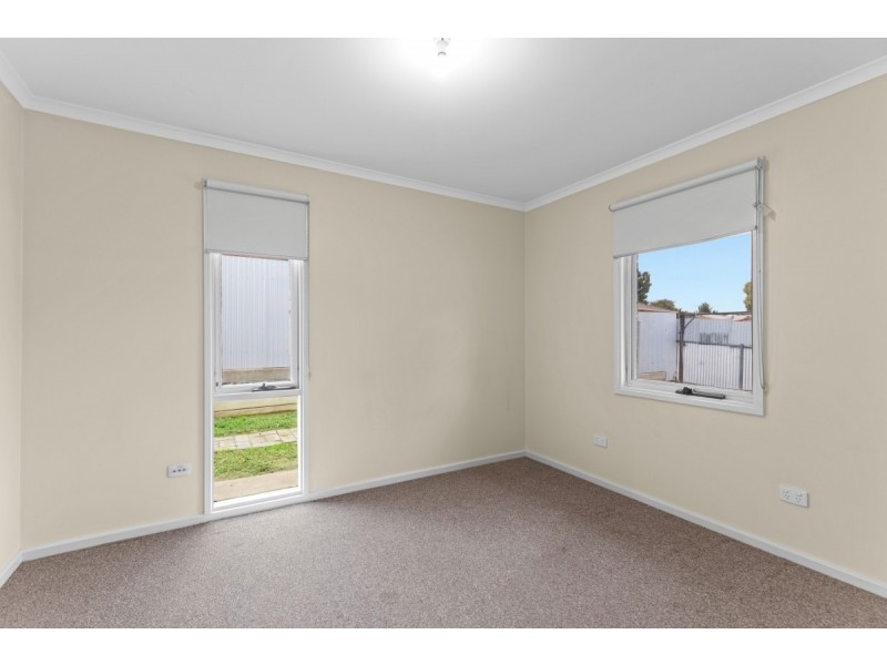 Unit 1 & 2/11 Lorne Crescent, Huntfield Heights SA 5163