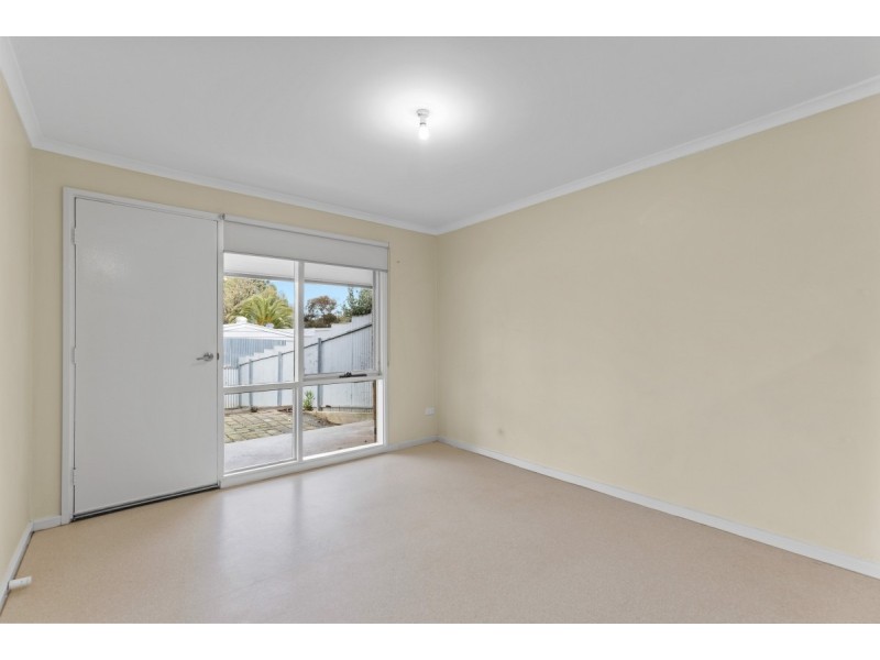 Unit 1 & 2/11 Lorne Crescent, Huntfield Heights SA 5163