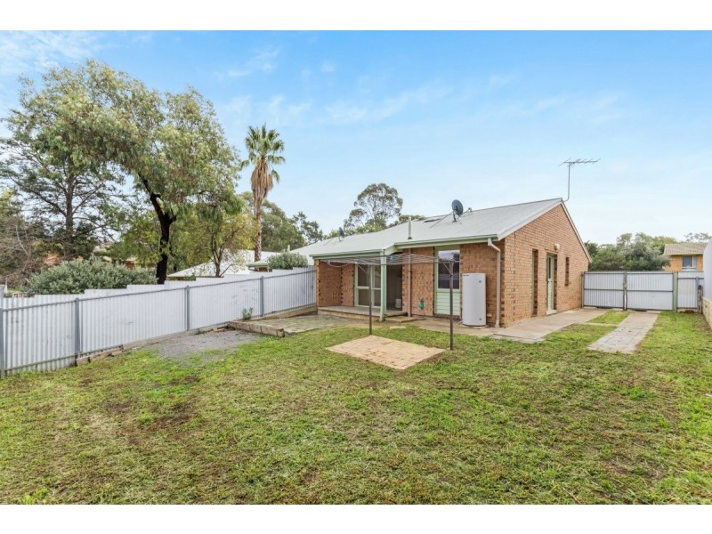 Unit 1 & 2/11 Lorne Crescent, Huntfield Heights SA 5163