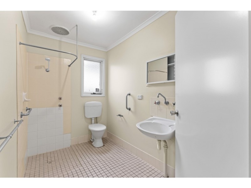 Unit 1 & 2/11 Lorne Crescent, Huntfield Heights SA 5163