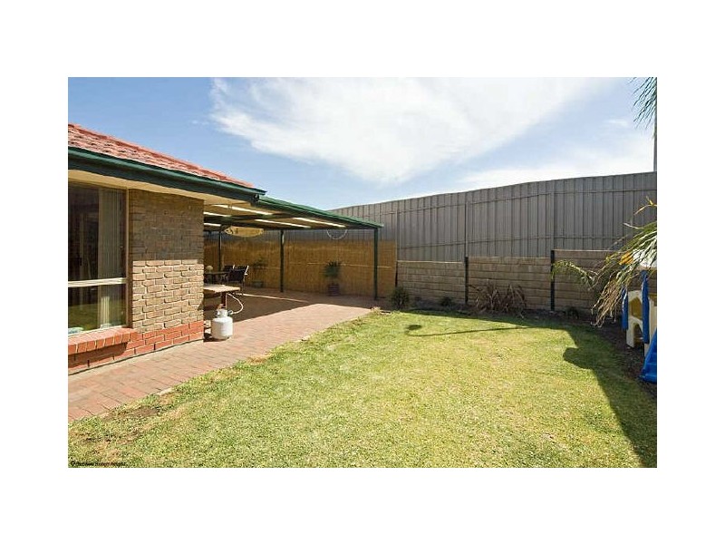 1 Sail Place, Seaford Rise SA 5169