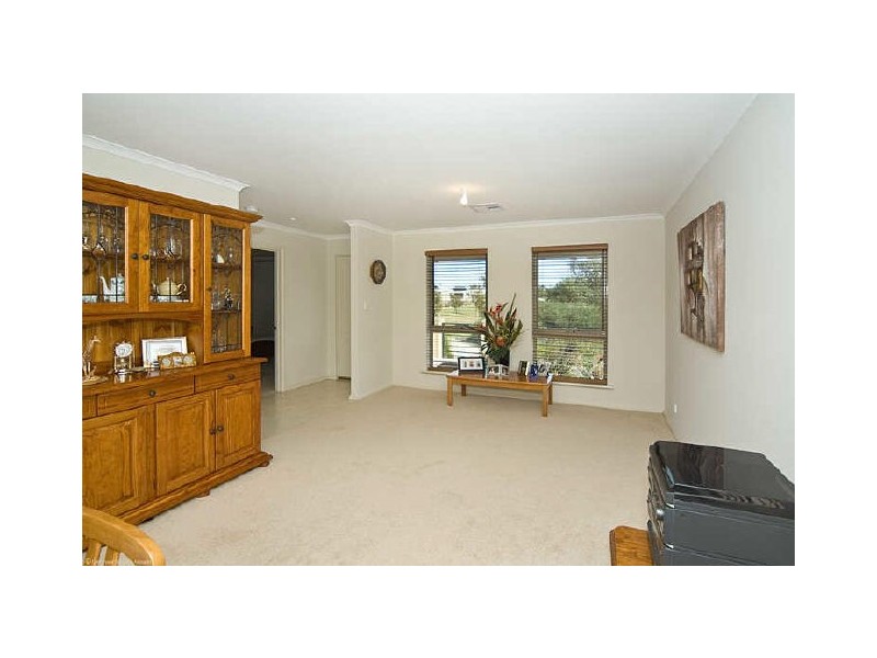 2 Kipsy Walk, Aldinga Beach SA 5173