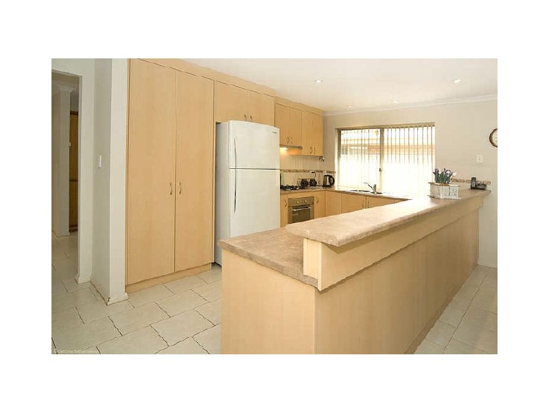 2 Kipsy Walk, Aldinga Beach SA 5173