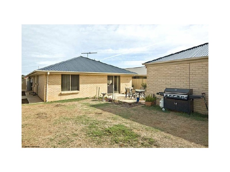 2 Kipsy Walk, Aldinga Beach SA 5173