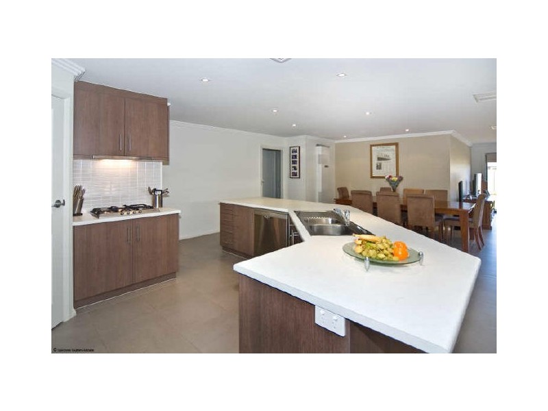 9 Sedge Street, Aldinga Beach SA 5173