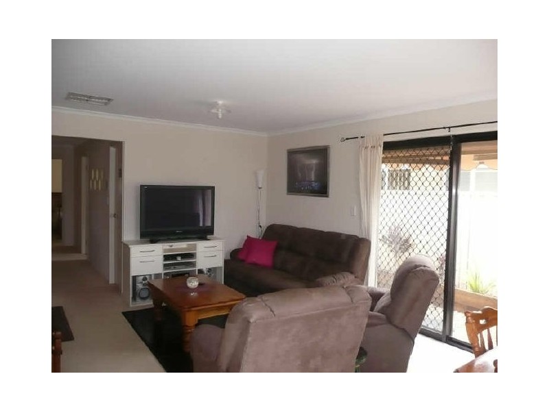 21 Blue Bay Avenue, Aldinga Beach SA 5173