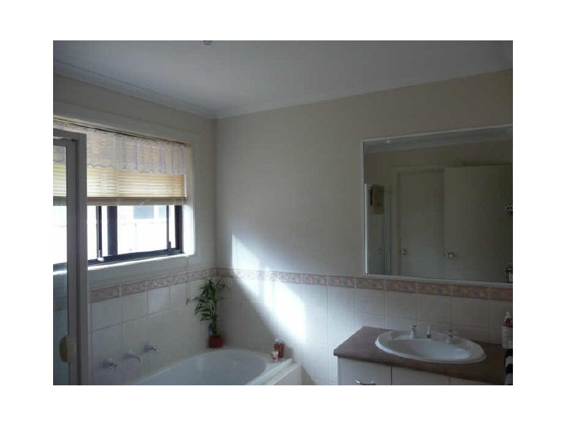 21 Blue Bay Avenue, Aldinga Beach SA 5173