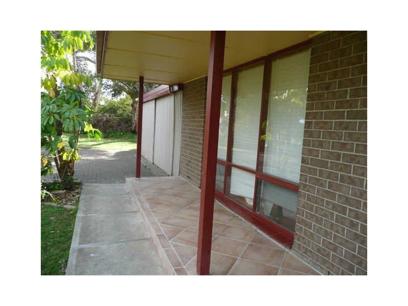 1 Caffrey Crescent, Port Willunga SA 5173