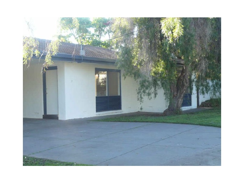 Unit 1 / 1 Hunt Crescent, Christies Beach SA 5165