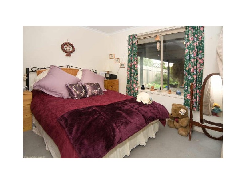 4 Glenview Grove, Seaford Rise SA 5169