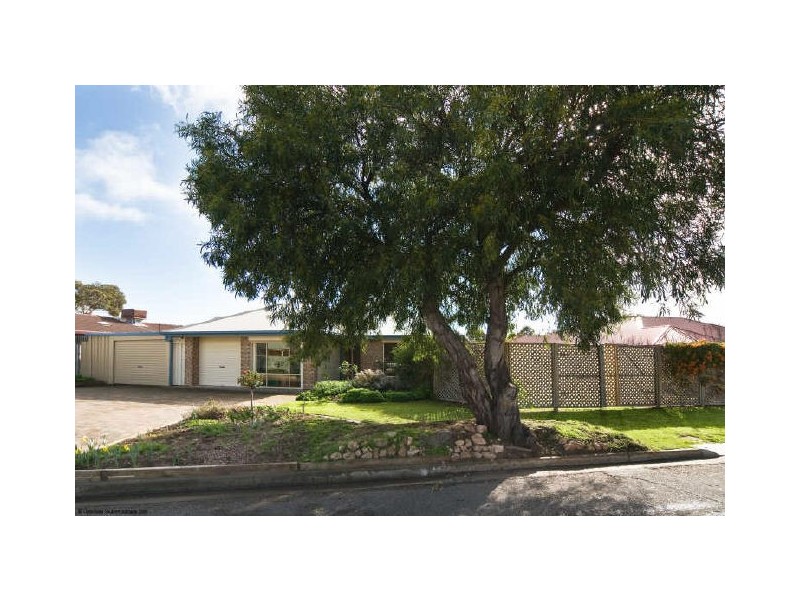 15 McBurney Crescent, Aldinga Beach SA 5173