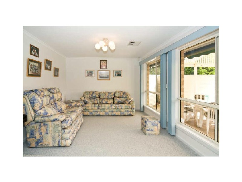 15 McBurney Crescent, Aldinga Beach SA 5173