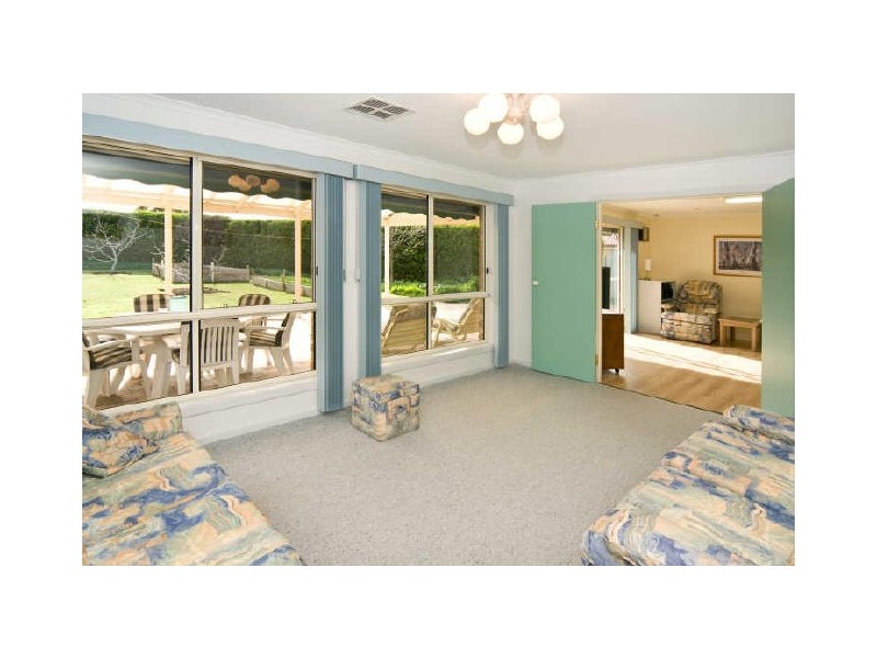 15 McBurney Crescent, Aldinga Beach SA 5173