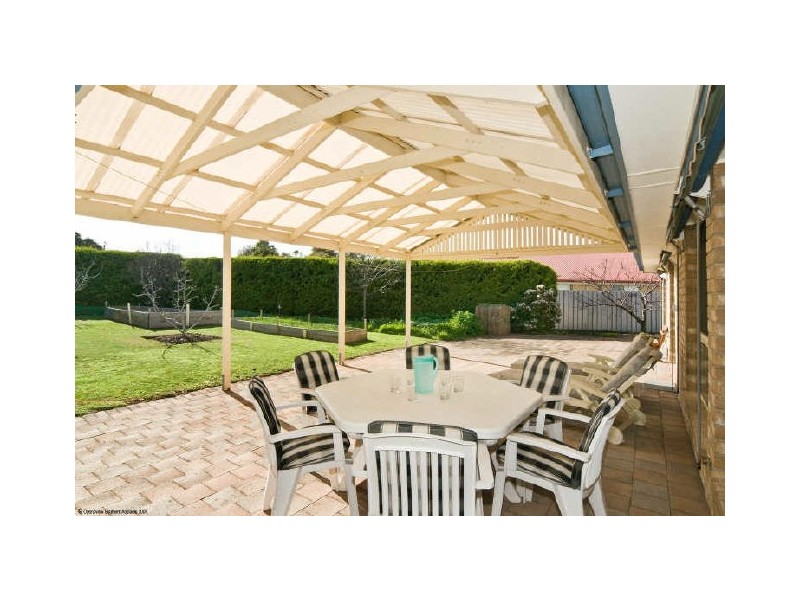 15 McBurney Crescent, Aldinga Beach SA 5173