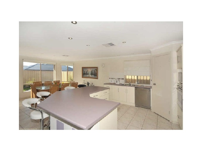77 Kipsy Street, Aldinga Beach SA 5173